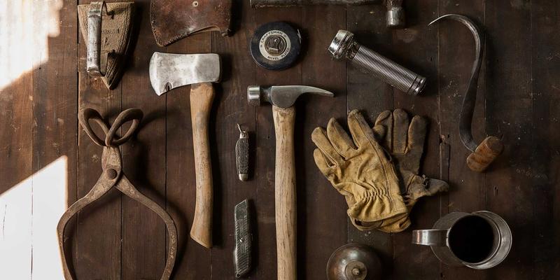 木雕与石雕中的自然主义：如何通过工艺品定制再现生态美学